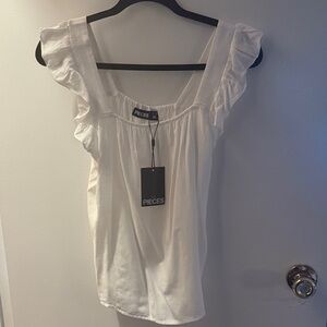 Pieces Women's White Ruffle Blouse
